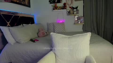 lucy online show from 06-17-26, 04:37
