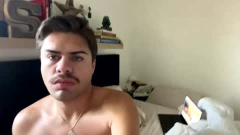 yngtwunk1 online show from 06-12-26, 03:44