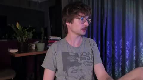 Max online show from 06-18-26, 09:41