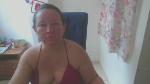Snapshot of yohis_kiut25 chatting on 02-21-26, 04:19 yohis online show from 02-21-26, 04:19
