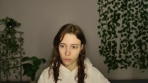 Snapshot of yoka_paradoxxx chatting on 09-17-25, 05:09 yoka_paradoxxx online show from 09-17-25, 05:09