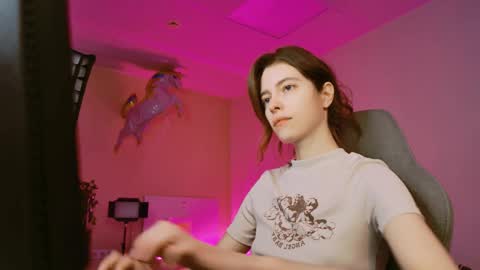 Snapshot of yoka_paradoxxx chatting on 10-04-25, 01:20 yoka_paradoxxx online show from 10-04-25, 01:20