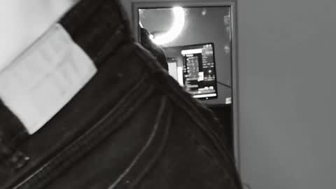 Snapshot of yoka_paradoxxx chatting on 10-10-25, 05:28 yoka_paradoxxx online show from 10-10-25, 05:28