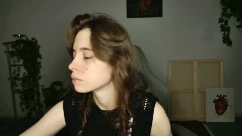 Snapshot of yoka_paradoxxx chatting on 11-05-25, 05:07 yoka_paradoxxx online show from 11-05-25, 05:07