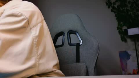 Snapshot of yoka_paradoxxx chatting on 11-09-25, 05:06 yoka_paradoxxx online show from 11-09-25, 05:06