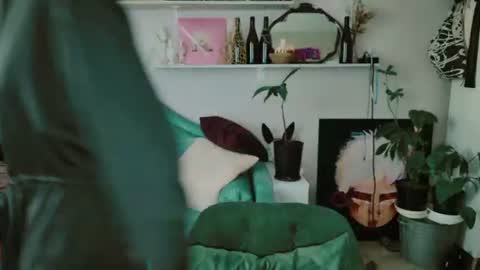 yoka_paradoxxx online show from 06-20-26, 10:51