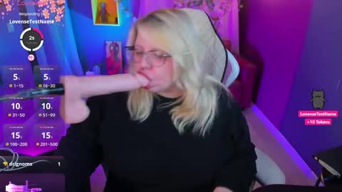 Yoki online show from 04-27-26, 06:33