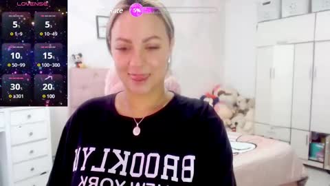 Snapshot of yokiko_daring chatting on 01-22-25, 10:15 yokiko online show from 01-22-25, 10:15