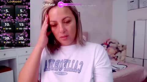 Snapshot of yokiko_daring chatting on 01-30-25, 12:16 yokiko online show from 01-30-25, 12:16