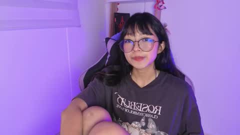 Snapshot of yommi_winx chatting on 12-02-25, 02:17 Yommi Winx online show from 12-02-25, 02:17