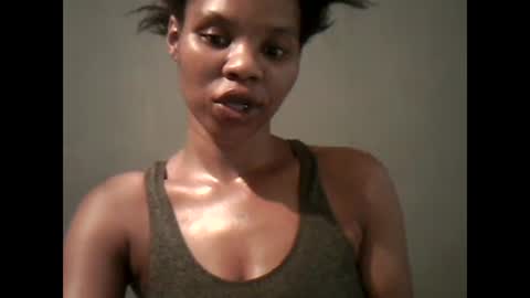 amazingkellyxx online show from 01-06-25, 02:03