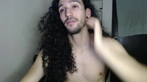 Snapshot of yong_malu67 chatting on 10-16-25, 12:11 YGN Malu online show from 10-16-25, 12:11