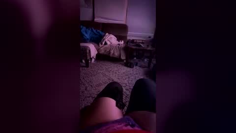 yoorlilsecret online show from 06-18-26, 06:57