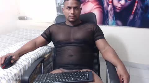 Snapshot of yordanocleys chatting on 02-10-26, 05:11 yordanocleys online show from 02-10-26, 05:11