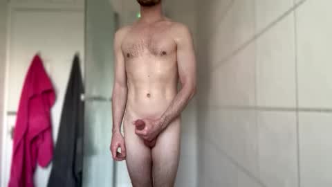 yorkshireguy01 online show from 04-25-26, 07:00