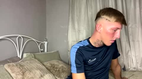 Snapshot of yorkshirelad208 chatting on 02-26-25, 09:05 Harrison online show from 02-26-25, 09:05