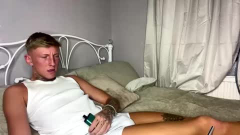 Snapshot of yorkshirelad208 chatting on 03-10-25, 06:34 Harrison online show from 03-10-25, 06:34