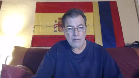 Snapshot of yosep44 chatting on 12-31-24, 08:26 yosep online show from 12-31-24, 08:26