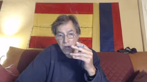 Snapshot of yosep44 chatting on 09-30-25, 05:23 yosep online show from 09-30-25, 05:23