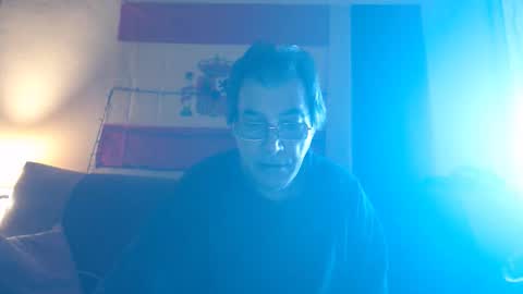 Snapshot of yosep44 chatting on 10-18-25, 07:31 yosep online show from 10-18-25, 07:31