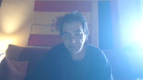 Snapshot of yosep44 chatting on 11-15-25, 09:17 yosep online show from 11-15-25, 09:17