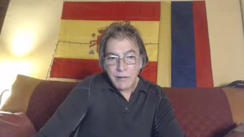 Snapshot of yosep44 chatting on 02-13-26, 04:03 yosep online show from 02-13-26, 04:03