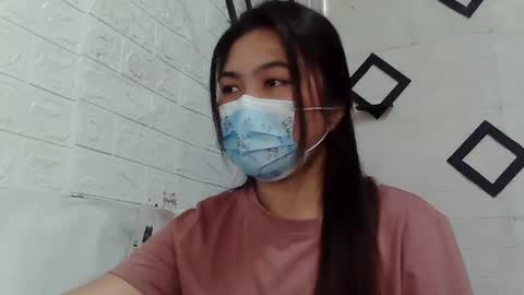 Snapshot of yoshiko_shine chatting on 01-31-25, 01:54 ASK ME online show from 01-31-25, 01:54