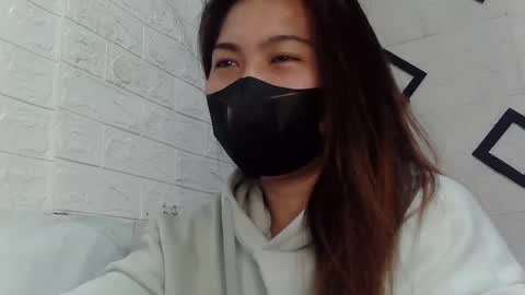 Snapshot of yoshiko_shine chatting on 02-12-25, 10:35 ASK ME online show from 02-12-25, 10:35