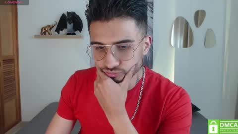 yoshy_man online show from 01-29-25, 03:33