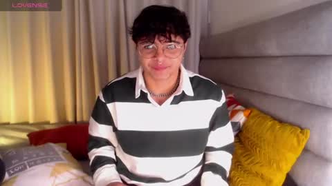 Snapshot of yossefmout chatting on 06-28-26, 12:44 Yossef online show from 06-28-26, 12:44