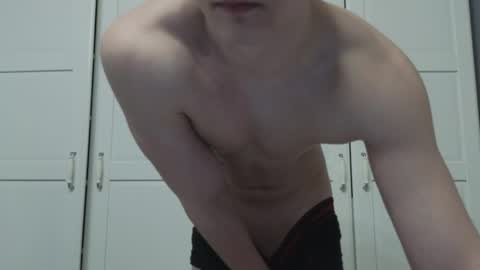 Snapshot of you_dream_ chatting on 02-12-26, 12:27 you_dream_ online show from 02-12-26, 12:27