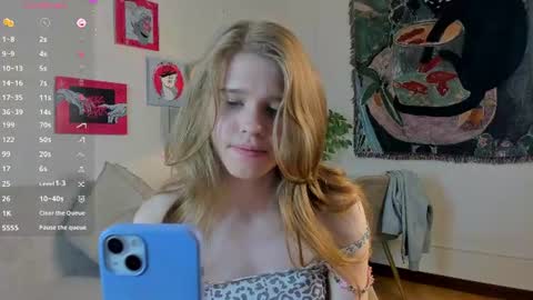 Elizabeth brunette -- Darline blonde  online show from 07-29-26, 07:06