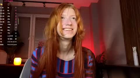 Elizabeth brunette -- Darline blonde  online show from 07-31-26, 07:02