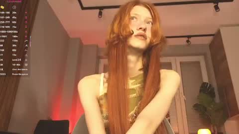 Elizabeth brunette -- Darline blonde  online show from 08-01-26, 07:13