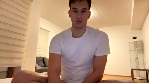 Snapshot of youcan__ chatting on 02-04-25, 03:04 youcan__ online show from 02-04-25, 03:04