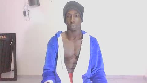 Snapshot of youn_king chatting on 02-08-25, 11:55 ALEX online show from 02-08-25, 11:55