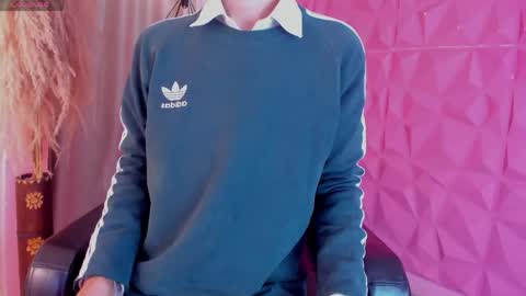 Snapshot of youn_rider chatting on 04-13-26, 07:41 NICOLS online show from 04-13-26, 07:41