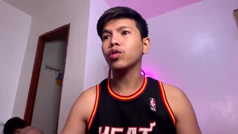 Cyrus online show from 10-05-25, 09:18