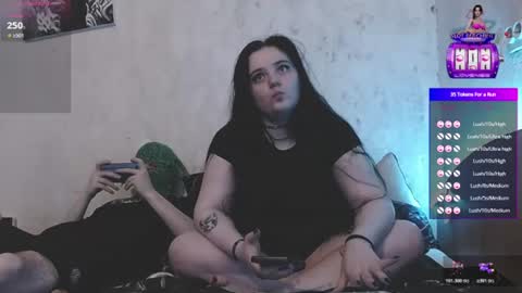 Snapshot of your_8a8y chatting on 06-30-26, 04:52 your_8a8y online show from 06-30-26, 04:52