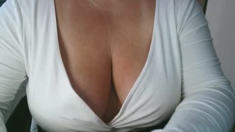 Maria Love online show from 02-12-26, 08:53