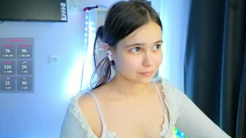Snapshot of your_casual_vibes chatting on 07-06-26, 06:43 Julia Next stream online show from 07-06-26, 06:43
