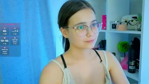 Snapshot of your_casual_vibes chatting on 07-30-26, 06:29 Julia Next stream online show from 07-30-26, 06:29