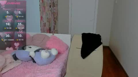 your_cute_aisha online show from 09-17-25, 10:11