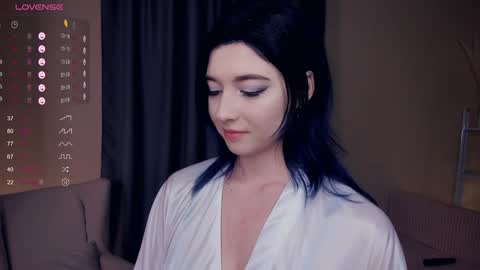 Snapshot of your_desssert chatting on 02-05-25, 12:38 Lina online show from 02-05-25, 12:38