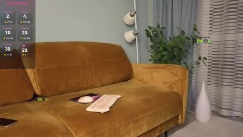 Snapshot of your_dream_alice chatting on 03-07-25, 07:05 Alice online show from 03-07-25, 07:05