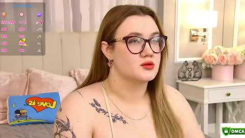 Snapshot of your_dream_nancy chatting on 06-02-26, 01:02 Nancy online show from 06-02-26, 01:02