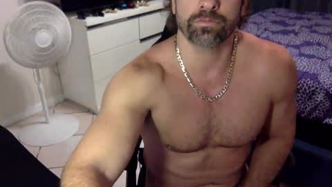 Snapshot of your_dreaman chatting on 12-22-24, 10:17 your_dreaman online show from 12-22-24, 10:17