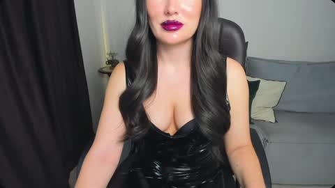 Snapshot of your_eclipse chatting on 12-11-24, 09:52 Goddess Alana online show from 12-11-24, 09:52