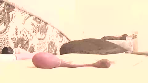 Snapshot of your_emilygush chatting on 10-23-25, 02:38 Emily online show from 10-23-25, 02:38