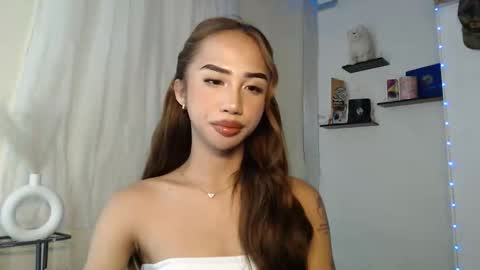 your_girl_cessxoxo online show from 04-18-26, 08:51